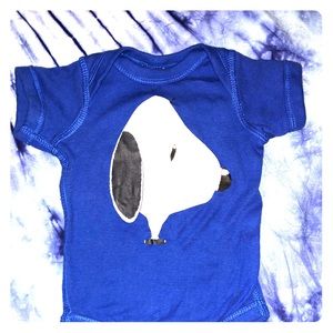 Newborn Onesie w/ Snoopy  UNIQUE